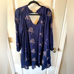 Boho embroidered shift dress